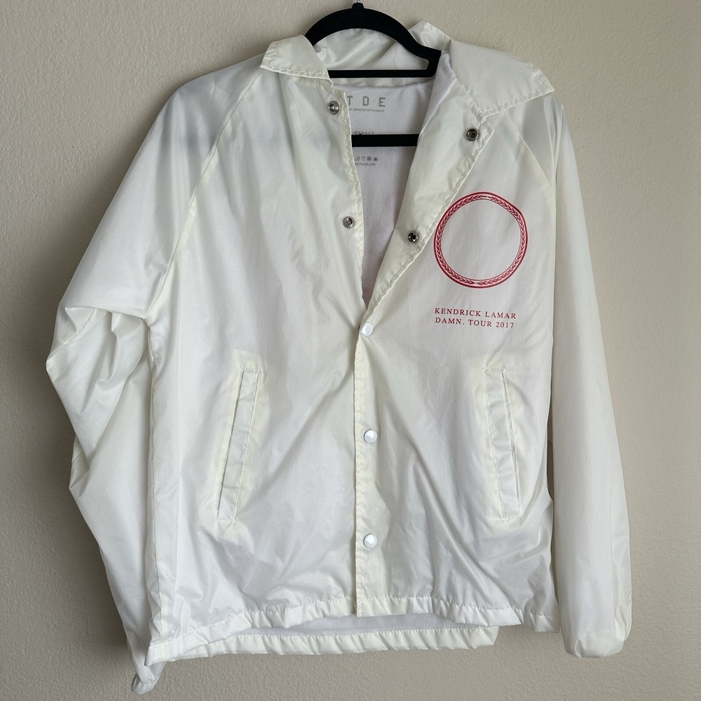TDE Kendrick Lamar DAMN Tour 2017 Coach Jacket Small White Pray‎ For Me Graphic